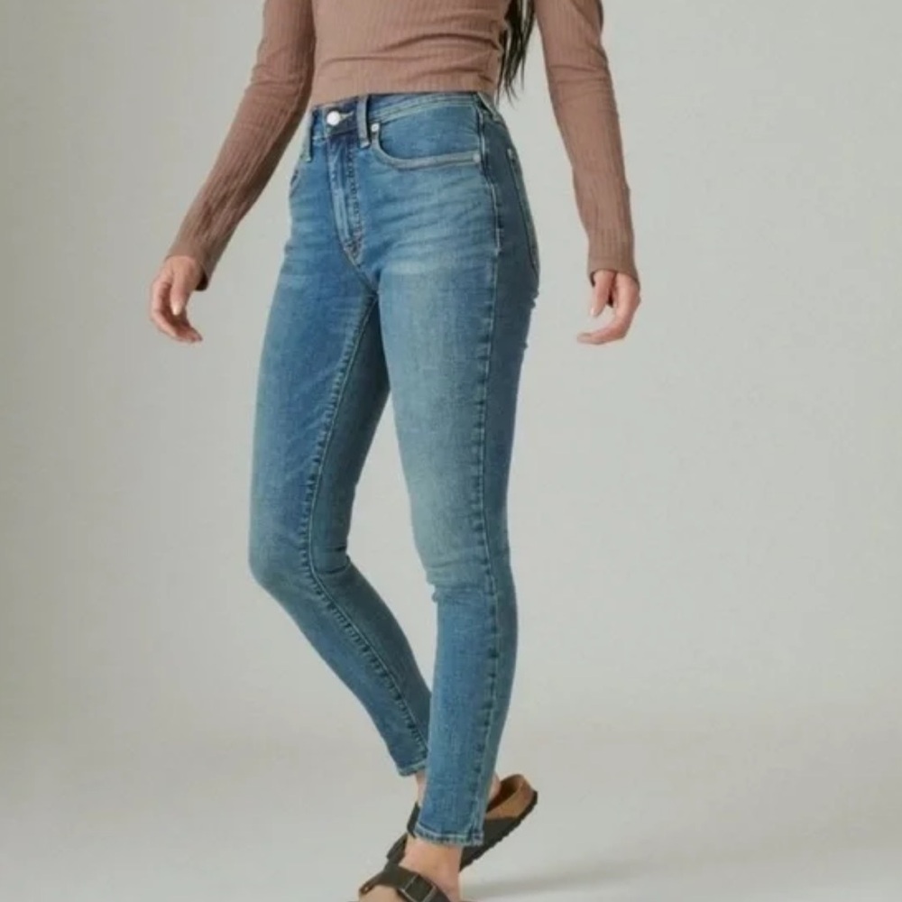Lucky Brand Hayden Crop Light Wash Blue Denim Ankle Jeans